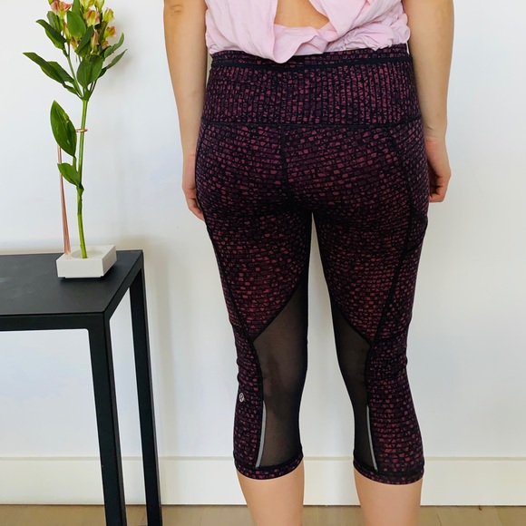 Lululemon athletic tights - Picture 2 of 5